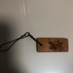 馬に乗ってるデザインのキーホルダーの画像