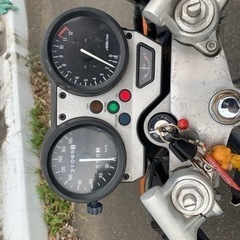 R1-Zの画像