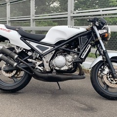 R1-Zの画像