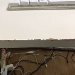 パソコンデスクと高級オフィスチェア イトーキスピーナのセットの画像