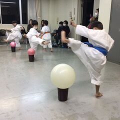 初めての空手:服部寿町教室・ 月曜18時・武龍館ファイターズ　寿センターの画像