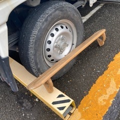 カントリー家具　壁用シェルフ