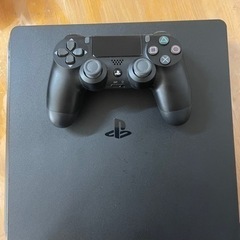 【買い取り手の方決まりました】PlayStation4 CUH-...