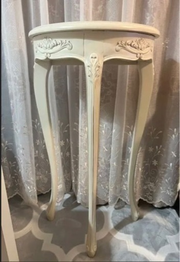 アンティーク　サイドテーブル