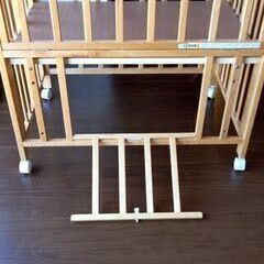 ベビーベッドの画像
