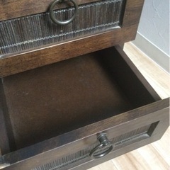 和風レトロ風 四段引き出し家具の画像