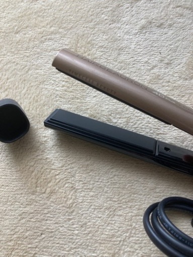 ストレートアイロン ヘアビューロン4D  Plus