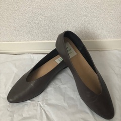 ［値下げ］【美品】enchanted　本革ソフトレザーVカットバ...