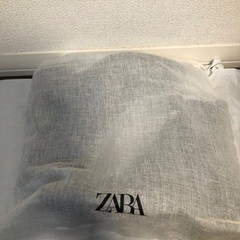 ［値下げ］【美品】ZARA フラットアンクルブーツ　黒　レディース24.5の画像