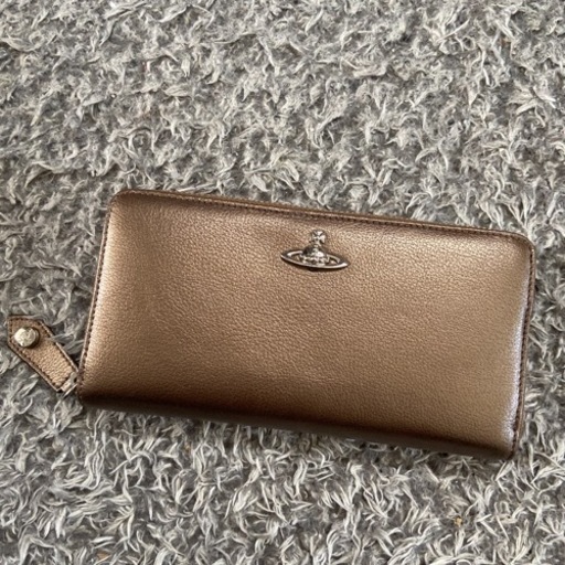 ヴィヴィアン長財布　美品