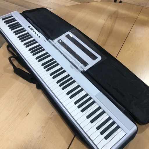 美品‼︎   小型　電子ピアノ　88KEY   収納ケース付　コンパクト　持ち運び　音楽　趣味　楽器　練習　おすすめ　現品限り‼︎