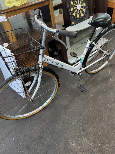 リサイクルショップどりーむ荒田店　No１４２　エコNo１３９５６X　自転車　ママチャリ　シティサイクル　白　２７インチ　ライト付き　整備済　中古