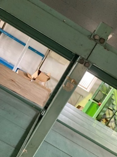 たな　倉庫で使用していました【明日で締め切ります】