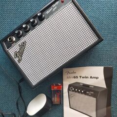 ギターアンプ　フェンダーMini65 Twin Amp