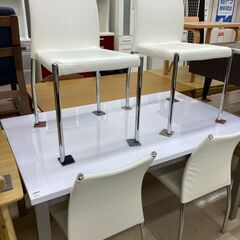 ダイニング5点セット ﾃｨ・ｱｲ・ｱｲ ﾎﾜｲﾄ