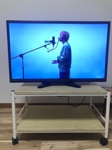 32V型テレビ　(取引中)