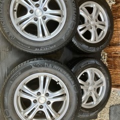 215/65R16ミシュランスタッドレス6部山