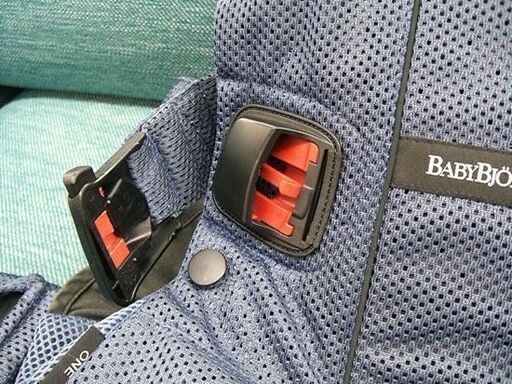 ベビービョルン ベビーキャリア ONE+AIR ネイビー 抱っこ紐 メッシュ 新生児～3才まで BABY BJORN 札幌 手稲