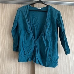 緑カーディガン