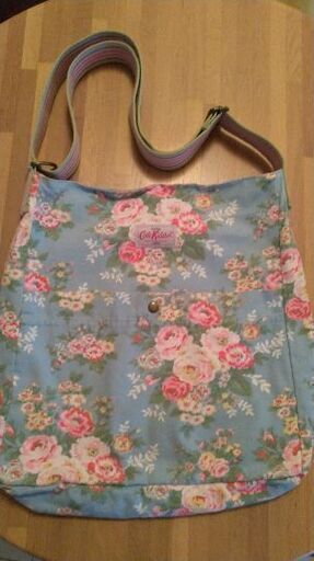 Cath Kidston キャスキッドソン　ショルダーバッグ　花柄