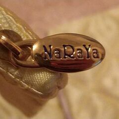 タイ　NaRaYa　ナラヤ　3連ポーチの画像