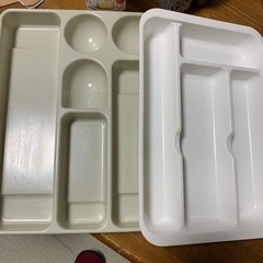 引き出しトレー