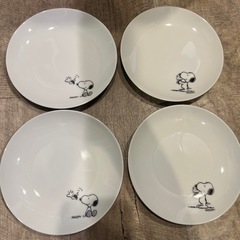 【取引決まりました】スヌーピー平皿4枚