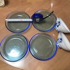 食器　ガラスお皿　ご飯茶椀