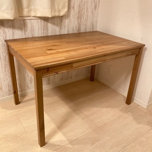 IKEA ダイニングテーブル