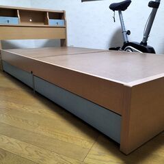 宮棚・収納付き木製ベッド
