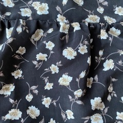 MAJESTICLEGON  花柄のキャミの画像