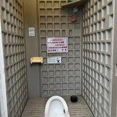 仮設トイレの画像
