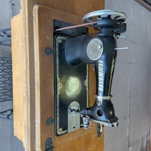 アンティーク　ミシン