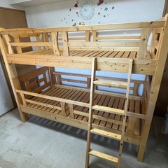 2段ベッドの画像