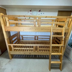 2段ベッドの画像