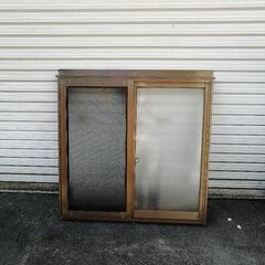 DIYに　外付けサッシ　中古品です!
