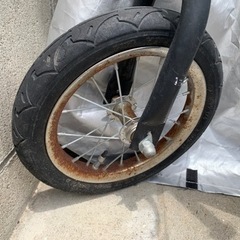 【値下げ！】ストライダーとヘルメットのセット！！の画像