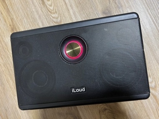 iLoud ポータブルスピーカー