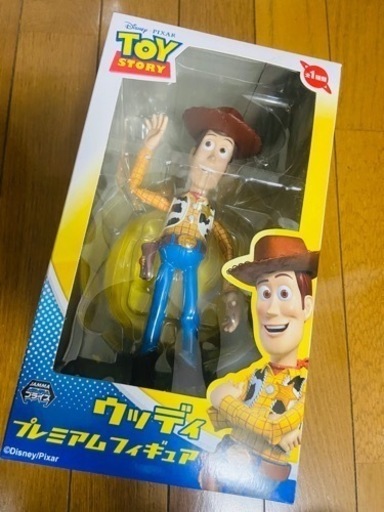 【新品未使用】非売品 トイストーリー フィギュア　バズライトイヤー　ウッディ　3点セット　おまけ付き