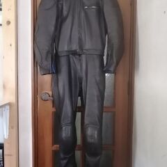 オートバイ　革　レザーツナギ　セパレート　中古