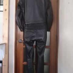 オートバイ　革　レザーツナギ　セパレート　中古の画像