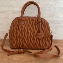 ハンドバッグ　皮　ブラウン　ノーブランド：タグなし　バッグ