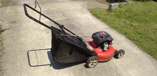 エンジン　芝刈機（草刈機）　実働品