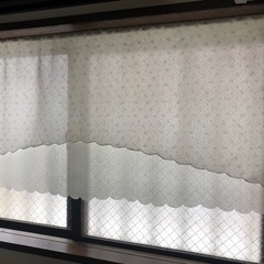 4点カーテン無料差し上げますの画像