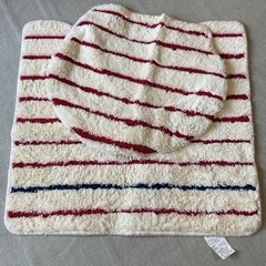 トイレカバー　トイレマット　新品未使用　便座カバー