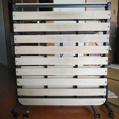 【終了】ニトリ　折り畳み　すのこパイプベッド　シングルサイズの画像