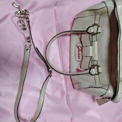 希少　ハワイ限定　　GUESS　guess　の画像
