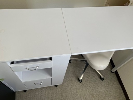 デスク\u0026スツール☆ネイルや兄弟でデスクとしても…使い方様々