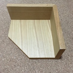 【無料】無印壁付けコーナー棚・ピンなし【月末処分予定】