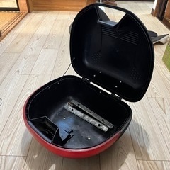 バイク用　リアボックス　鍵付き　引き取り限定　